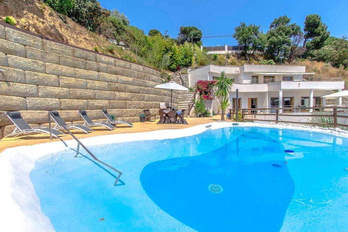 Villa Mestra Sant Cebrià de Vallalta Esterno foto