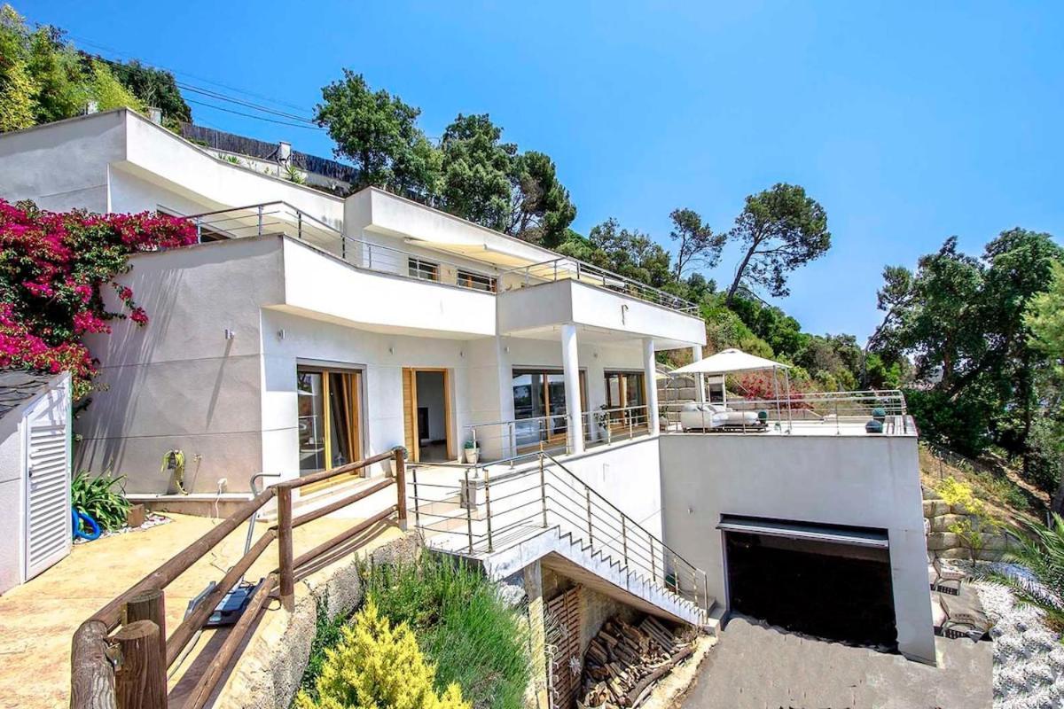 Villa Mestra Sant Cebrià de Vallalta Esterno foto