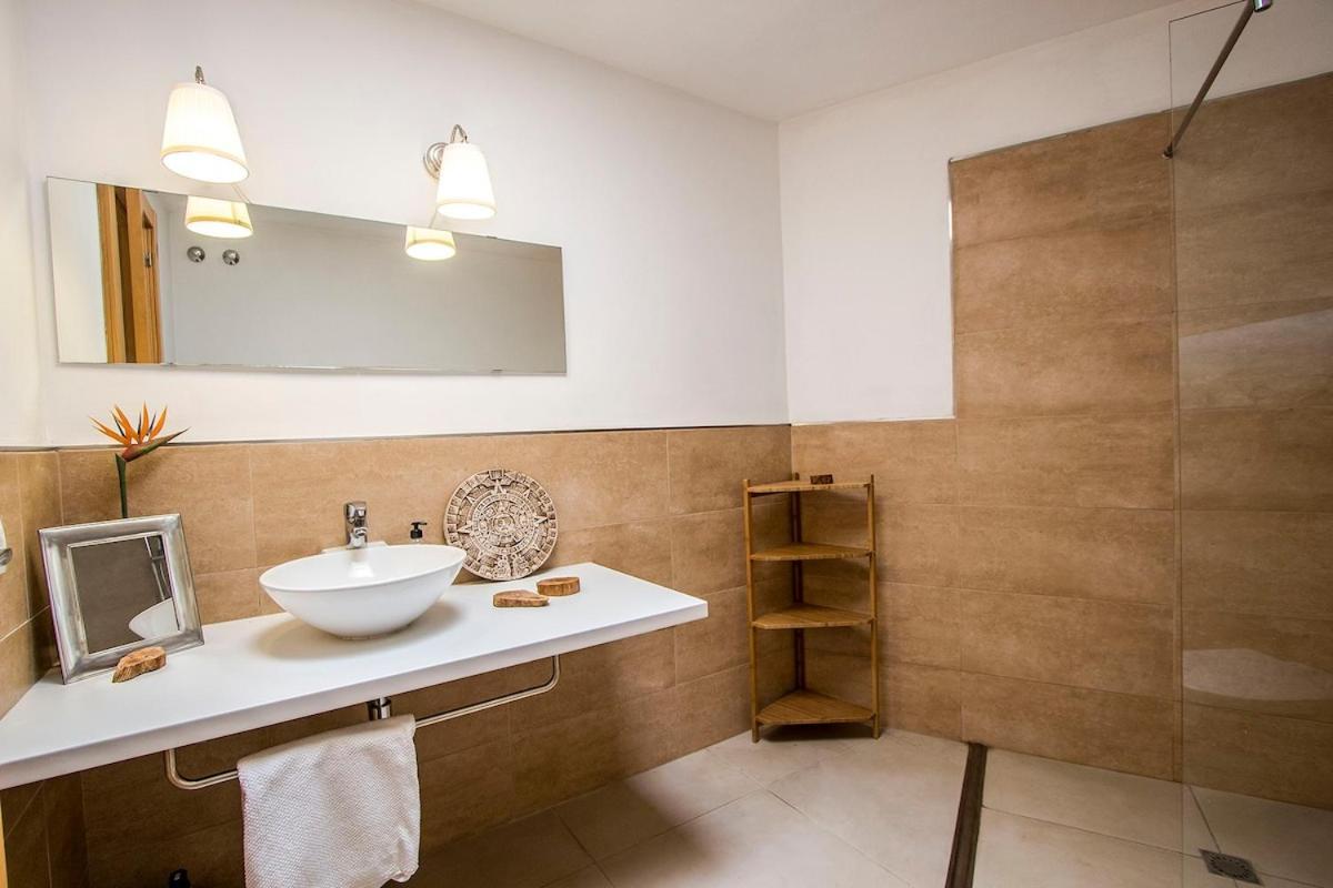 Villa Mestra Sant Cebrià de Vallalta Esterno foto